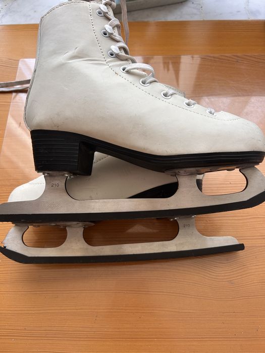 Łyżwy figurowe Oxelo r.34 dla dziewczynki