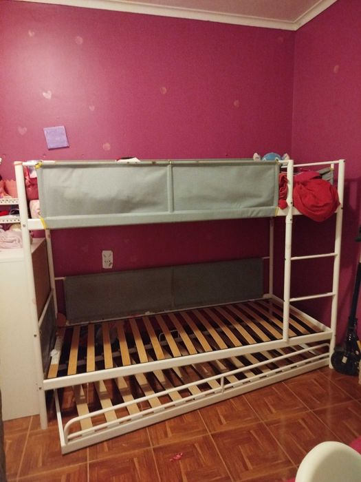 Beliche com cama extra