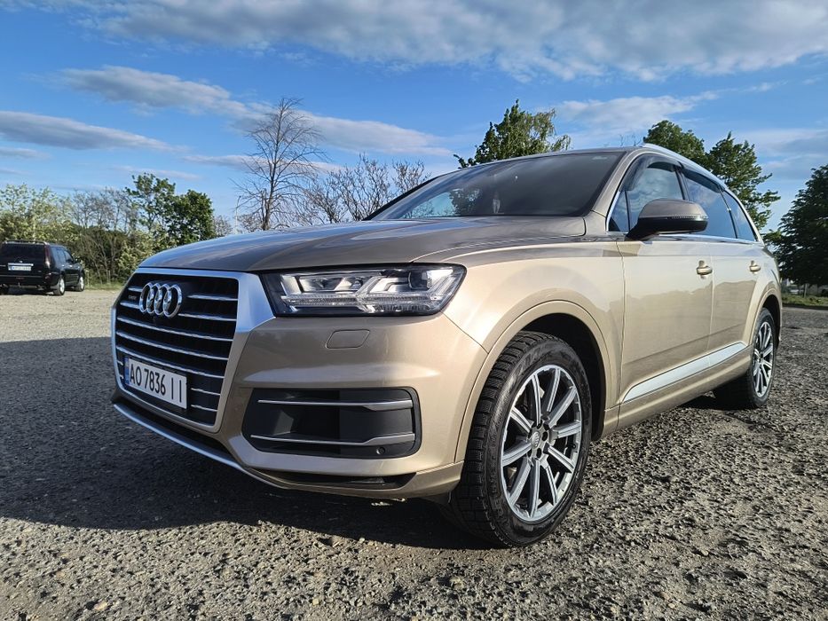 Продам Audi Q7 prestige