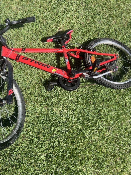 Bicicleta B-twin criança