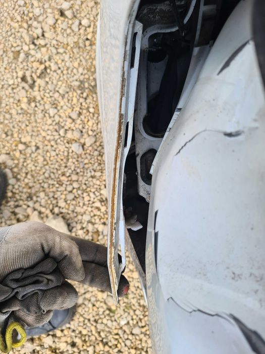 Zderzak tył focus mk3 hatchback czujniki pdc listwa zderzaka tył