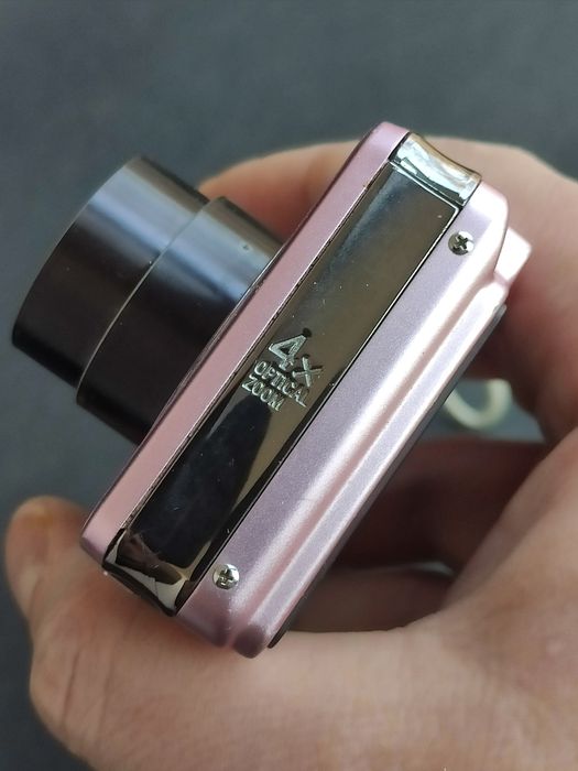 Sony Cyber-shot DSC-W130 / Carl Zeiss / 8.1 MP / оптичний зум

Продам