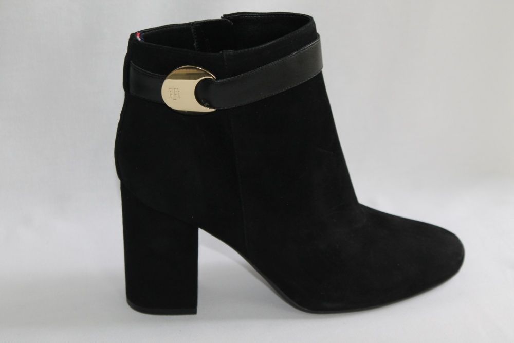 Демісезонні TOMMY HILFIGER Carlyle-US-9,5-EUR-40-40,5-устіл-26-26,5см