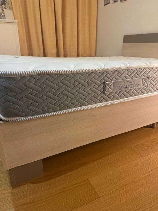 Vendo Colchão Espuma firm (140 cm x 190 cm)