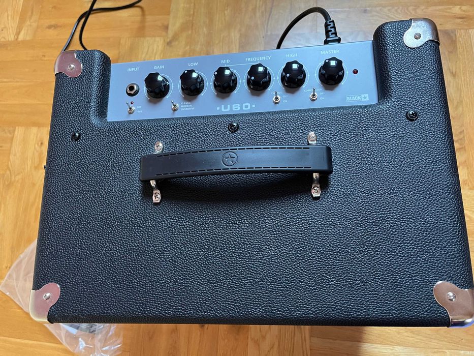 Black star Unity 60u wzmacniacz do gitary basowej