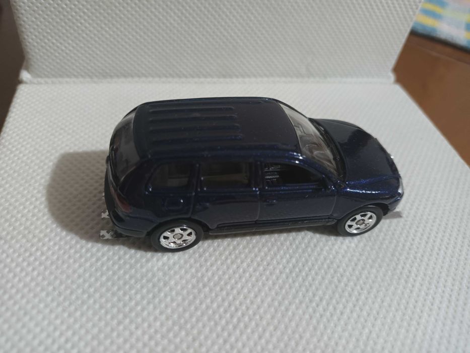Miniaturas 1/64 Welly P2