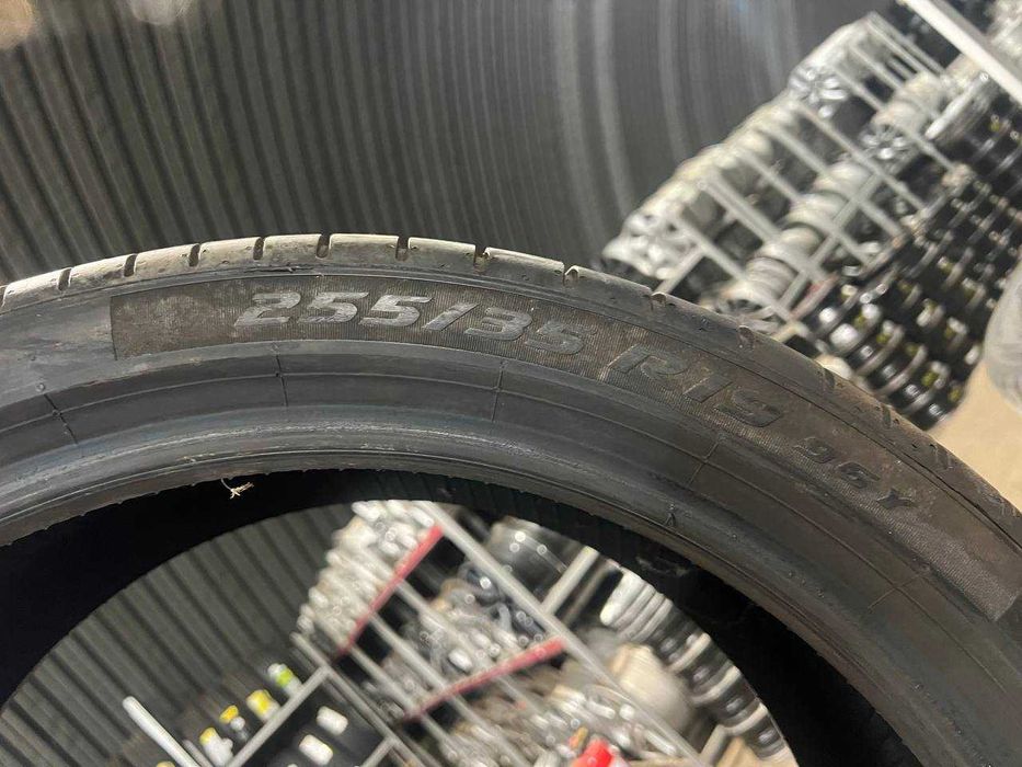 Шини РІЗНОШИРОКІ б/у ЛІТО 255/35 R19 і 225/40 R19 Pirelli pzero E15