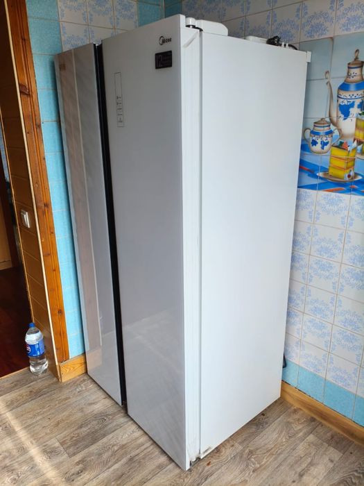 Холодильник MIDEA