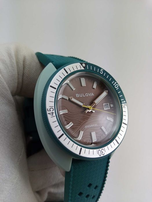 Керамика - часы Bulova Oceanographer Snorkel 98B446 головка на резьбе