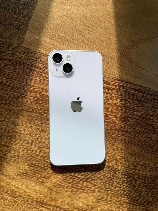 iPhone 14 128GB roxo