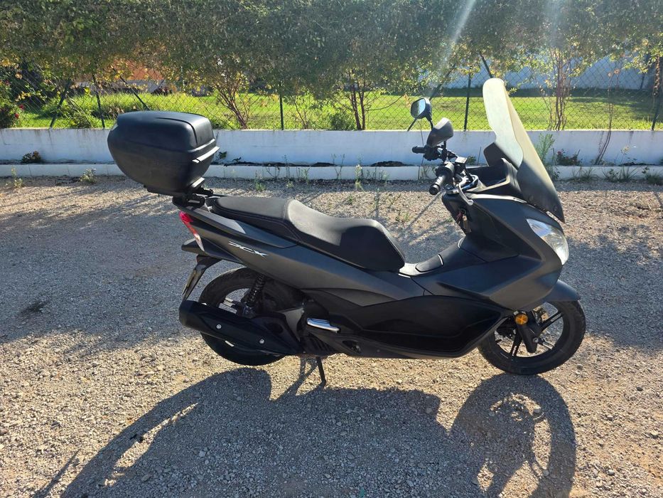 Honda PCX 125 - 13 504km