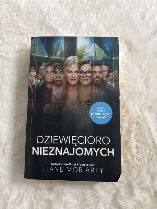 dziewięcioro nieznajomych liane moriarty
