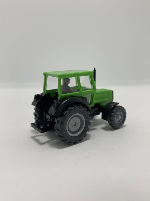 Tractor Deutz da Wiking escala H0 1/87