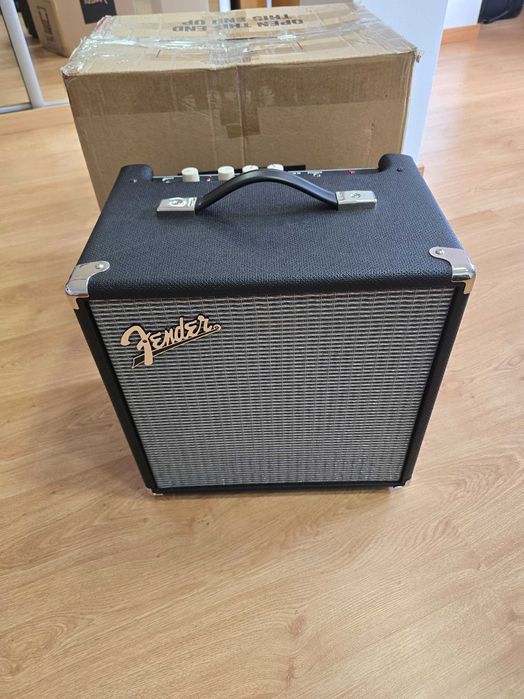Amplificador Fender Rumble 25