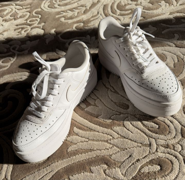 Кросівки Nike Court Vision Alta