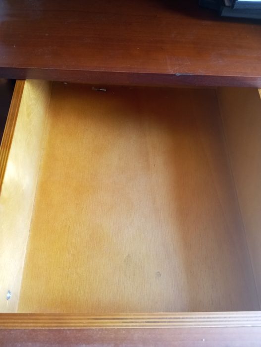 Aparador para quarto ou sala