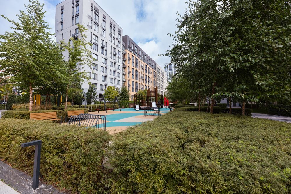 Подобово нова квартира у "Файна Таун". Салютна, Нивки, Щербаківського