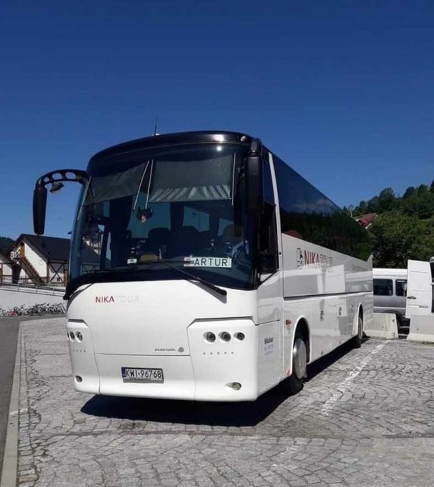 Wynajem busów, autobusów. Wycieczki, przejazdy na baseny, wesela.