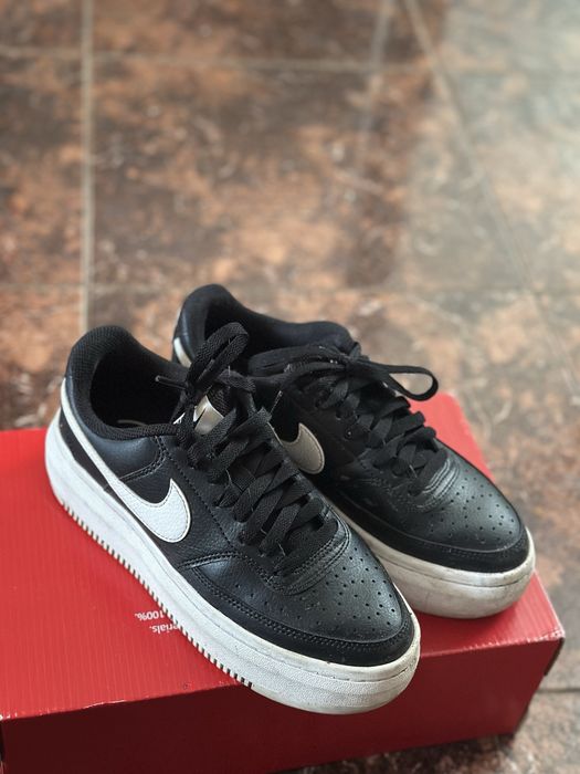 Жіночі  кросівки nike