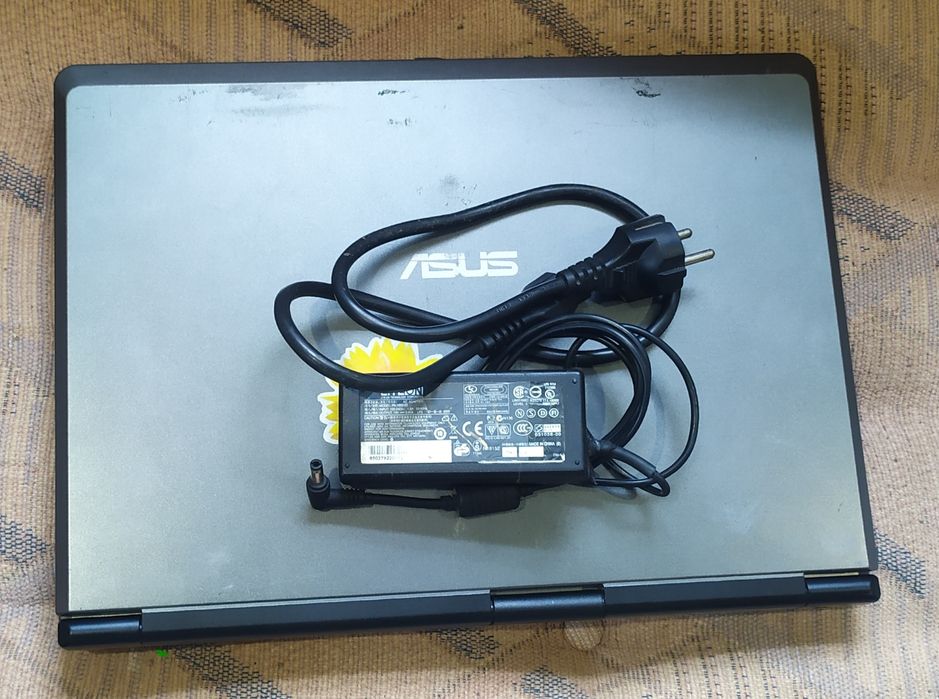 Asus x51r DDR2 - 2Gb/SSD-60Gb ноутбук