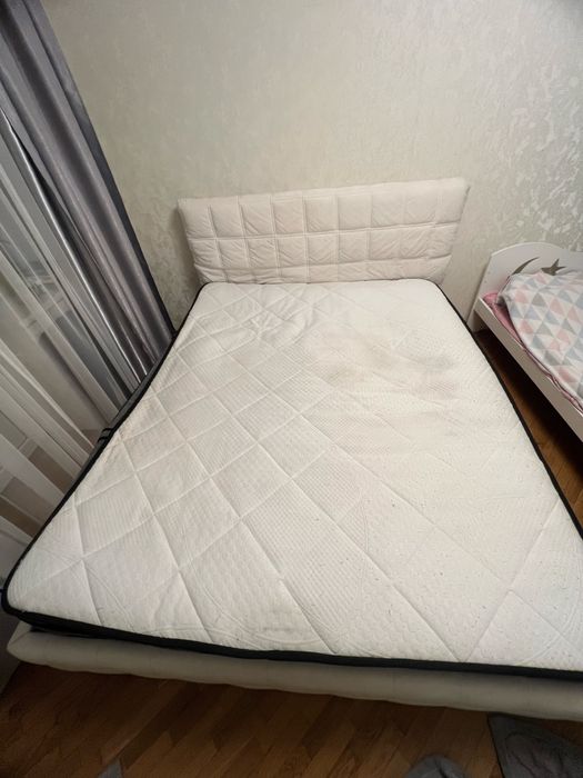 Ліжко двоспальне