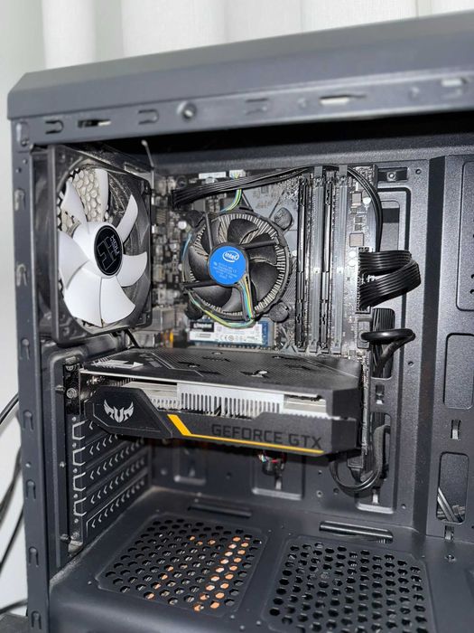 PC Gaming | i5-9400F | GTX 1650 4GB | 16GB RAM | SSD M.2 | Fonte 650W64752091803138122