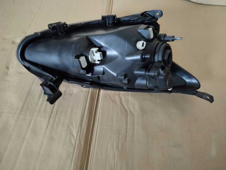 Reflektor przedni lewy Toyota Aygo - 212-11K2L-RHD