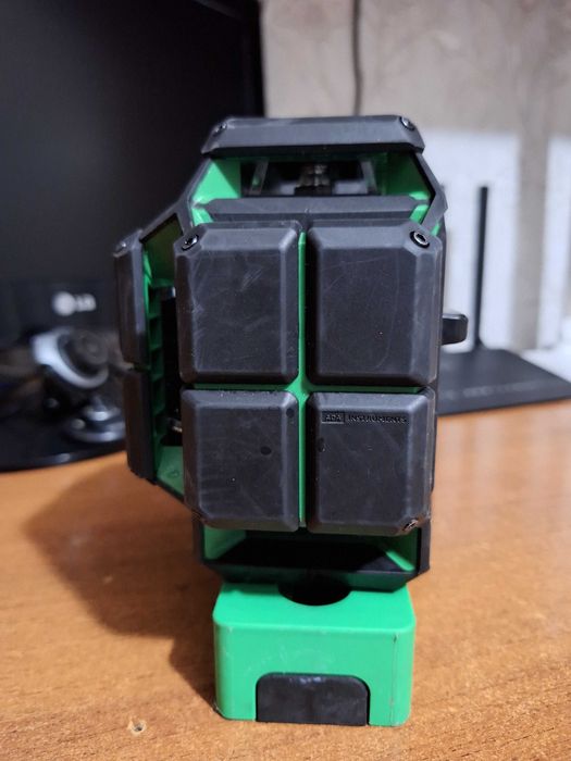 Продам лазерний нівелірADA Tank4-360 Geen Ultimate Edition