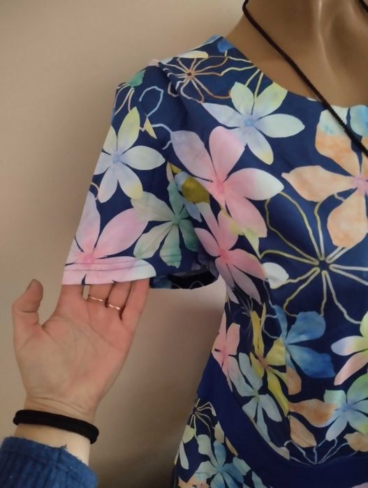 Дві сукні 54 розмір. Дивіться заміри