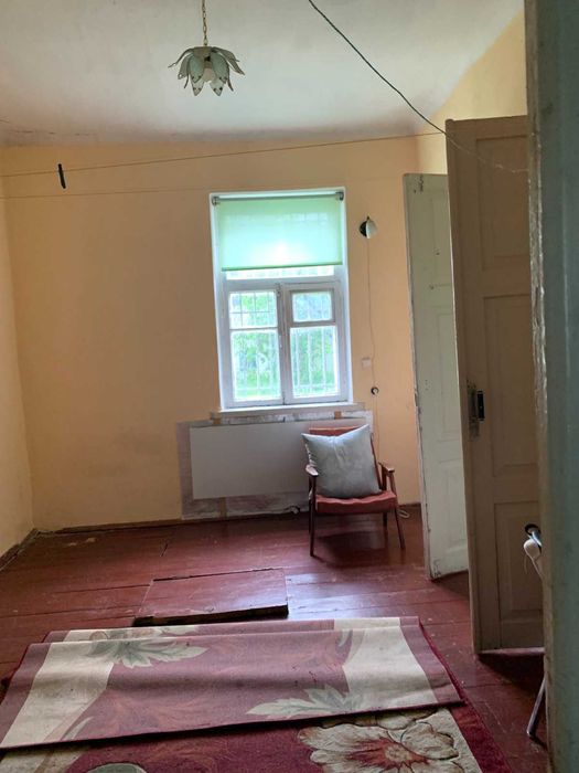 Продаю   пів будинку,  потребує ремонту  (район Вокзал)