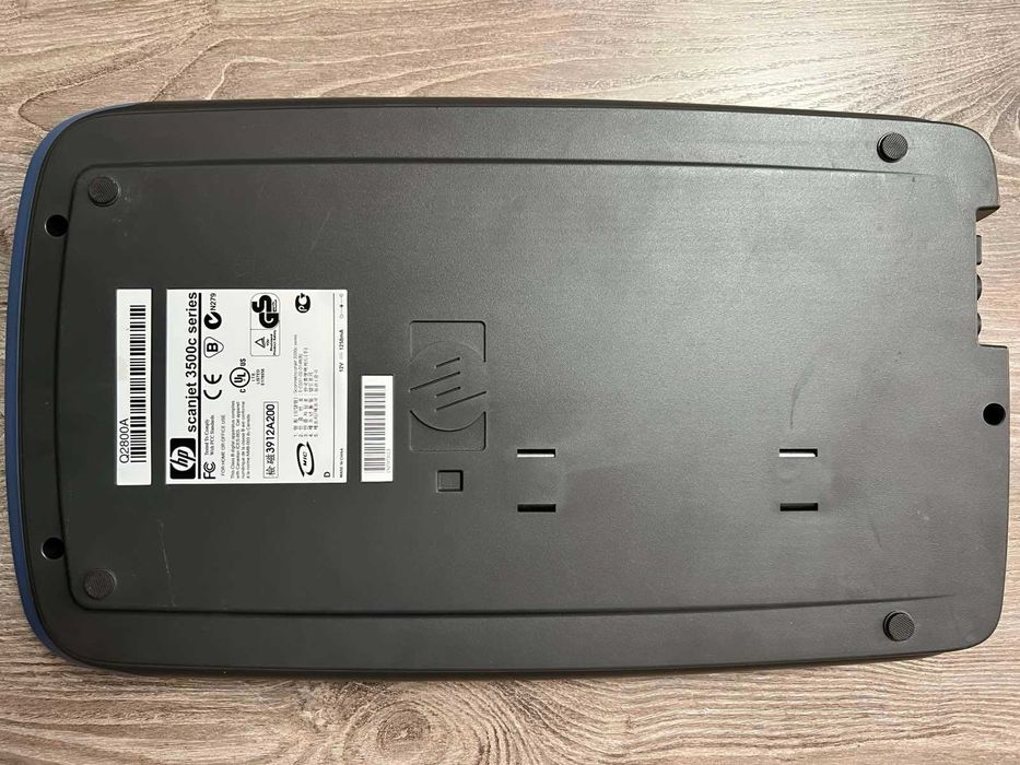 Сканер HP ScanJet 3500C Scanner series ( Без шнура адаптера питания )