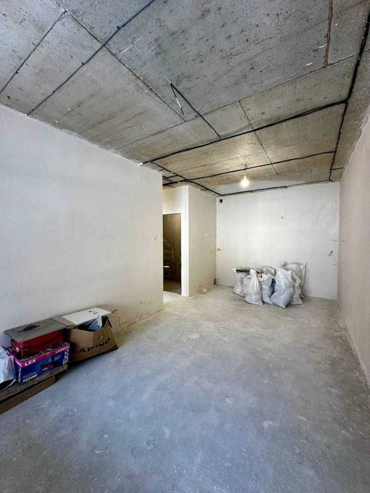 Продаж 2-кім квартири в заселеній новобудові