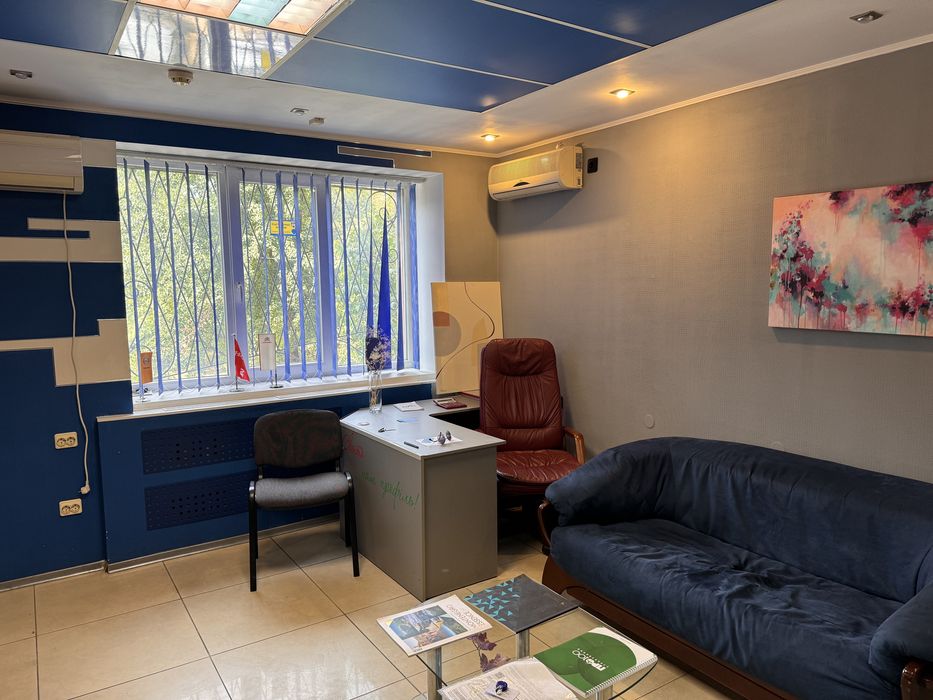 Офісне прииіщення в оренду