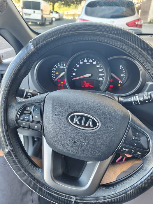 Kia rio como novo