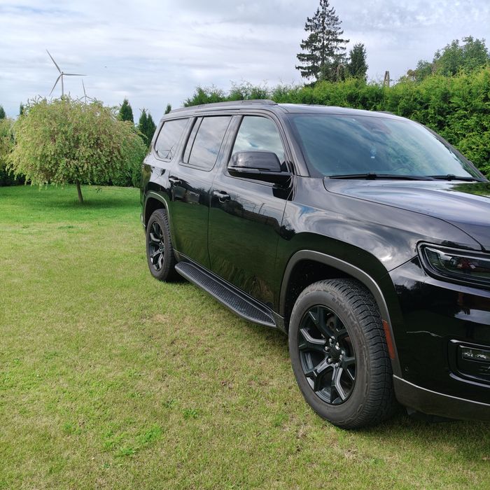 Jeep wagoneer 5.7 hemi