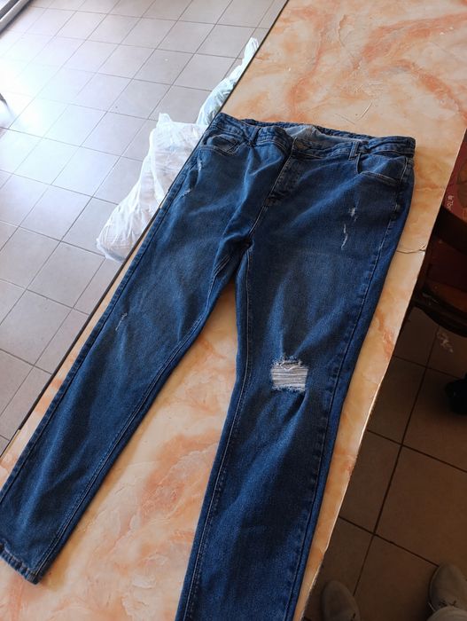 Продам жіночі джинси