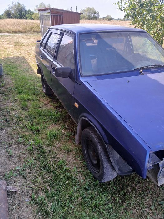 Продам авто ваз 99