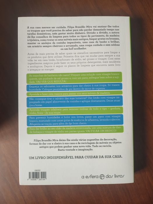 Livro Cuidar da Casa. Portes incluídos.