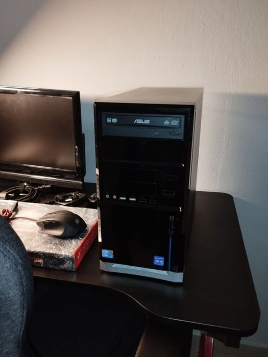 Torre ASUS + Windows 10