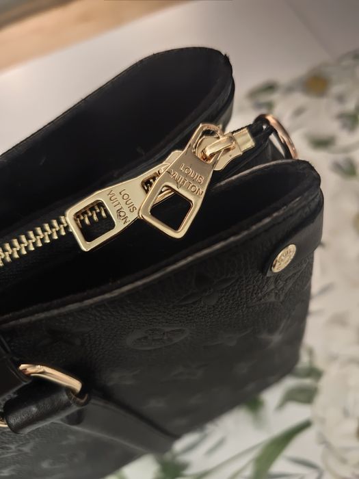 Skórzana torebka Louis Vuitton
