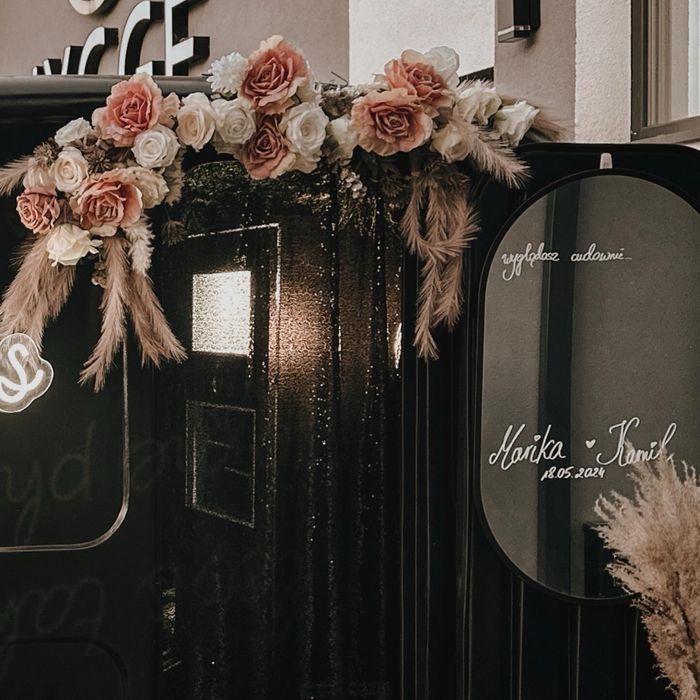 Fotoprzyczepa, fotobudka Kraków i okolice • wesela • imprezy