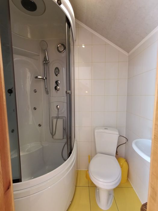 Продаж елітної 3к.кв. в Центрі міста
