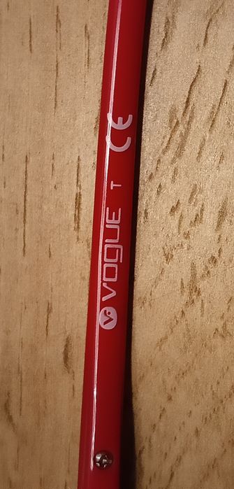Okulary oprawki firmy Vogue zestaw z etui