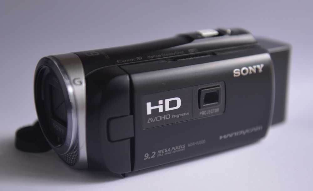 Kamera HD Sony HDR-PJ330 z projektorem Czarna