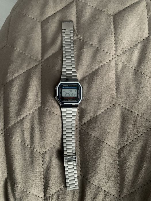 Продам Часы Casio A168