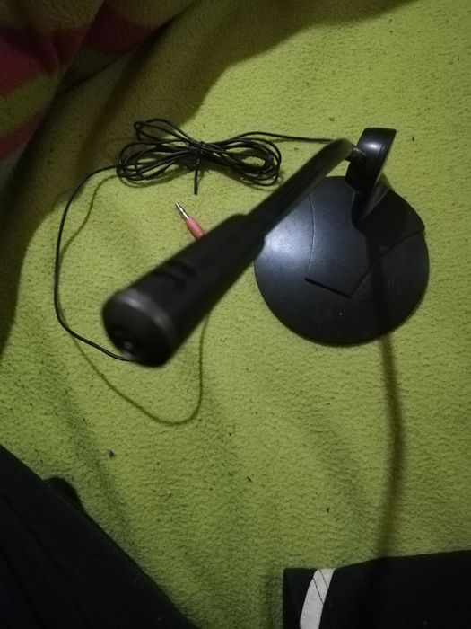 Microfone externo Novo. Excelente qualidade de som.