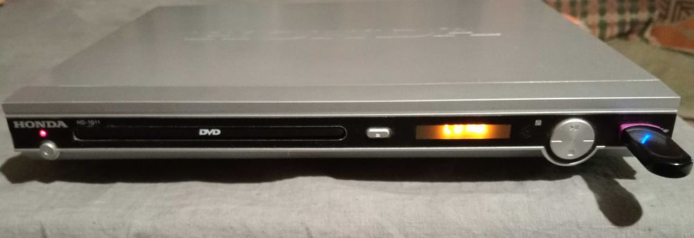 DVD-плеер Honda HD-1011 c караоке 2 mic, видеокабель, адаптер