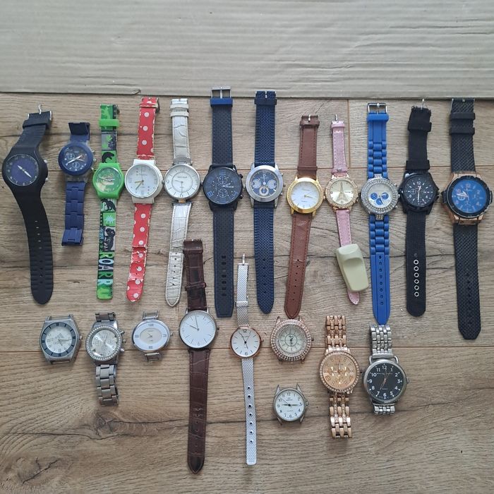 Часи кварцевые мужские, женские в хорошем рабочем состоянии. Цена за ш