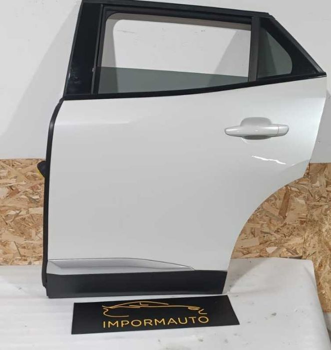 Porta tras esquerda e dirt