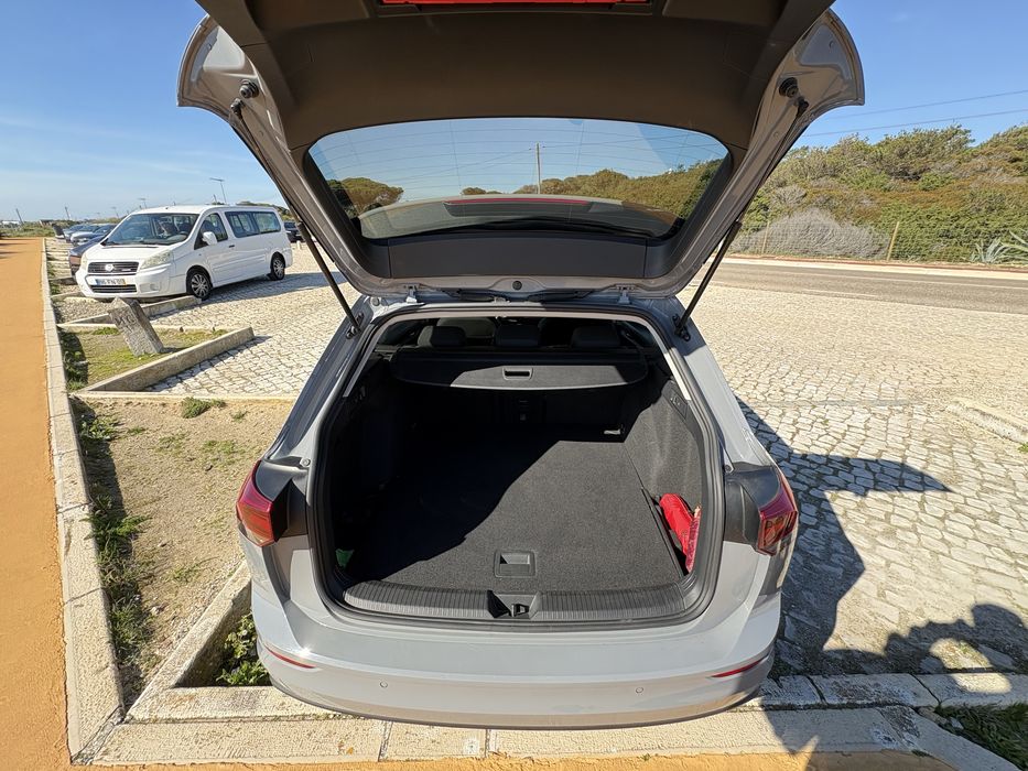 Volkswagen Golf 8 Variant 2.0tdi